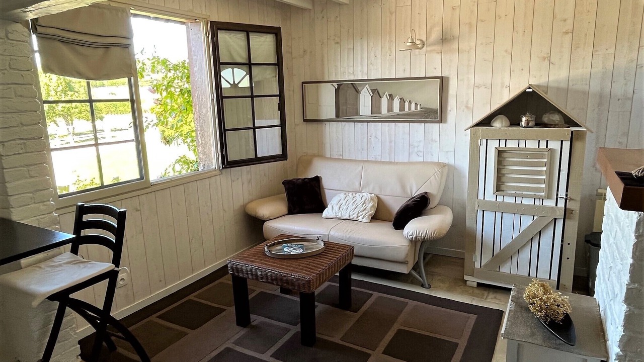 Photo of Livingroom in Hermival-les-Vaux