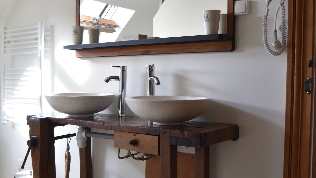 Photo of Bathroom in Esternay