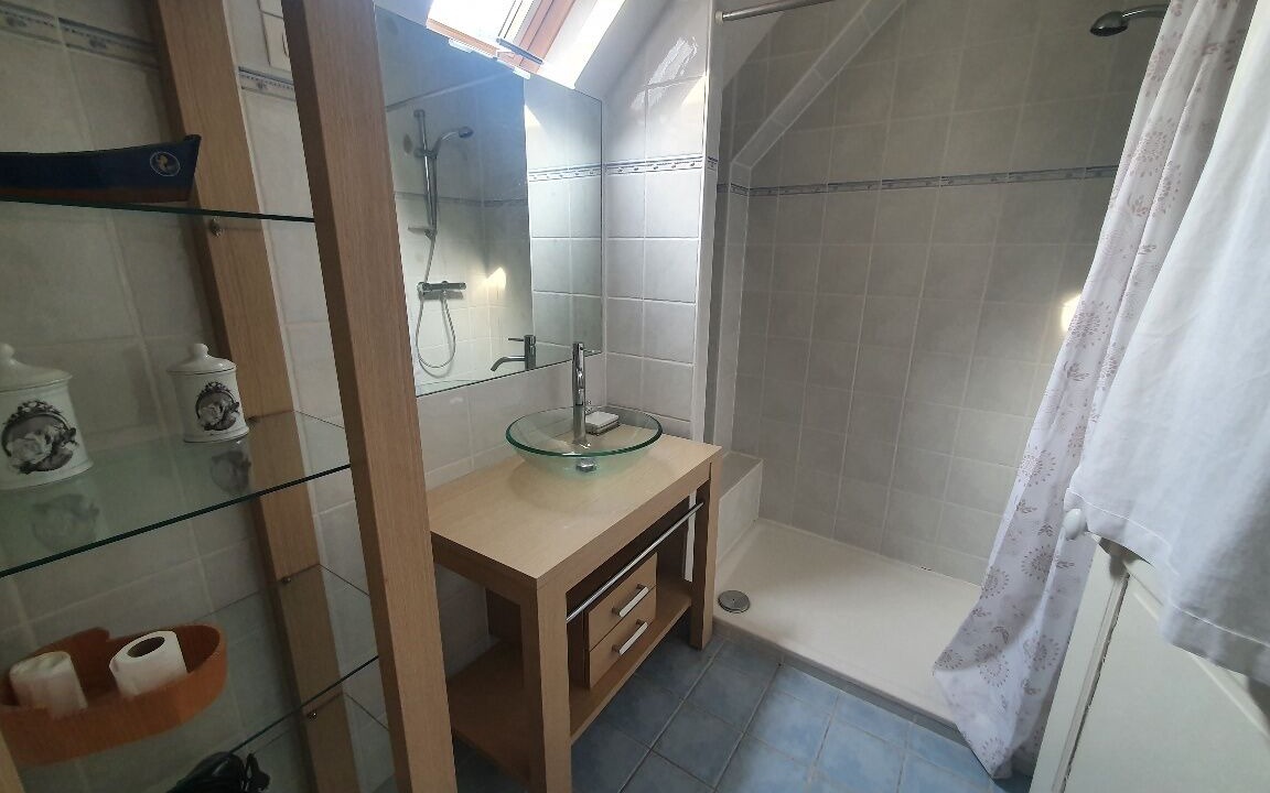 Photo of Bathroom in Sancerre
