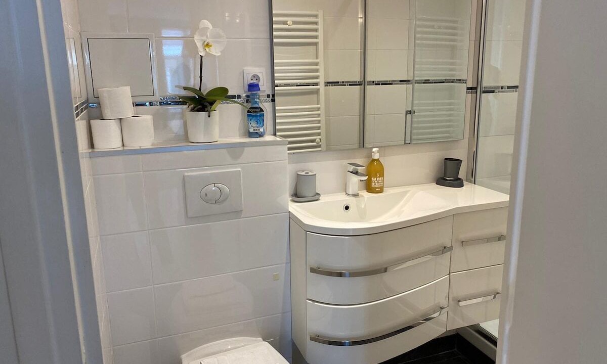 Photo of Bathroom in Quartier de la Porte-Saint-Denis