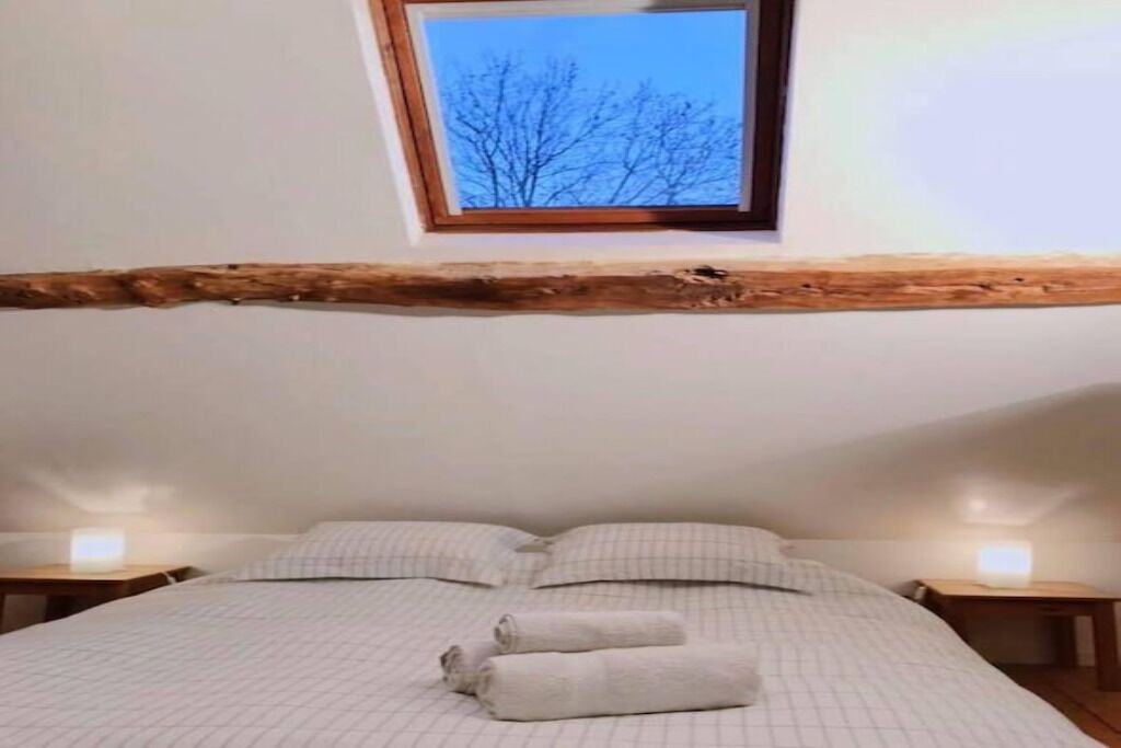 Photo of Bedroom in Saint-Saens