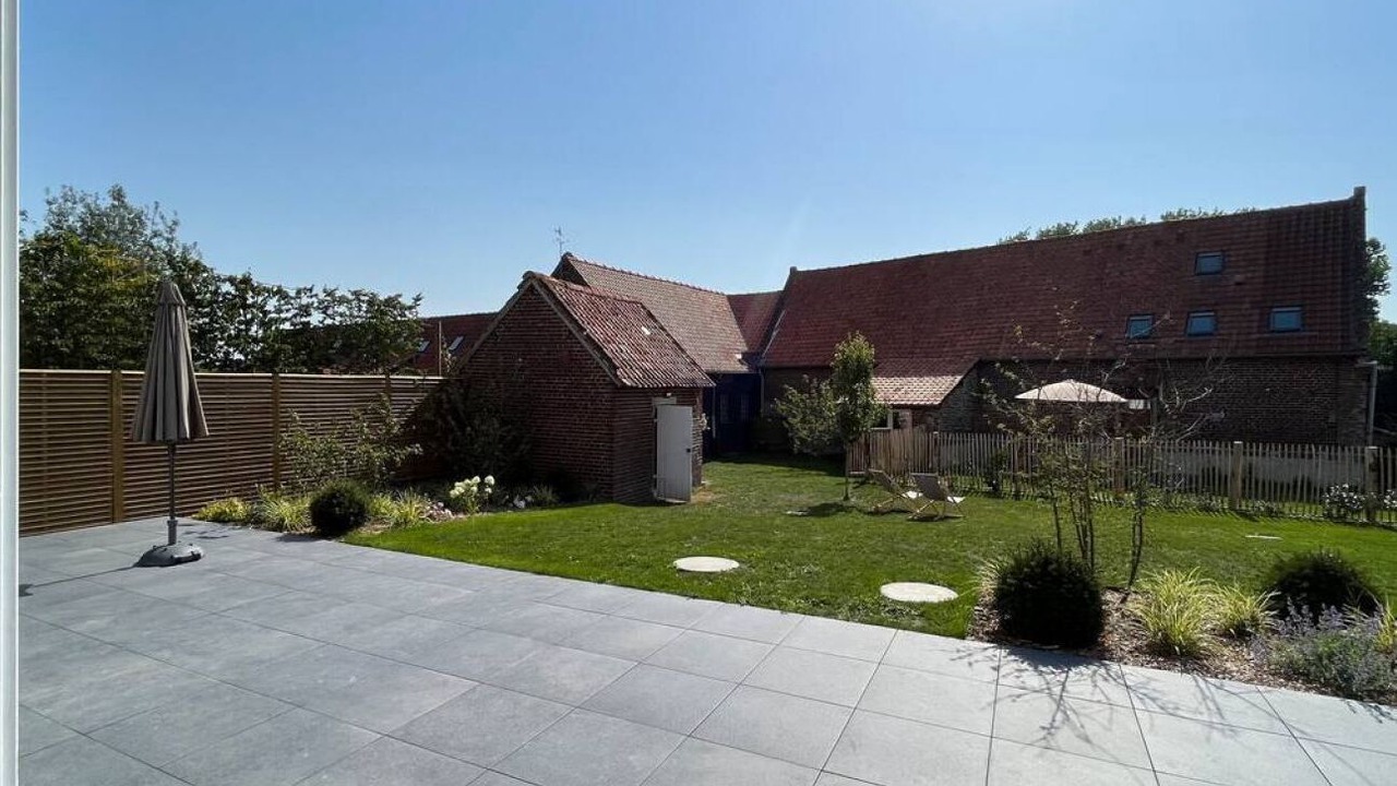 Photo of Outdoor in Arry