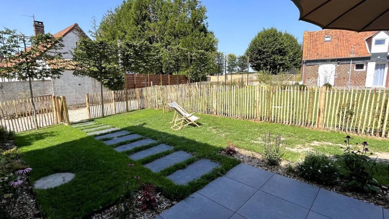 Photo of Outdoor in Arry