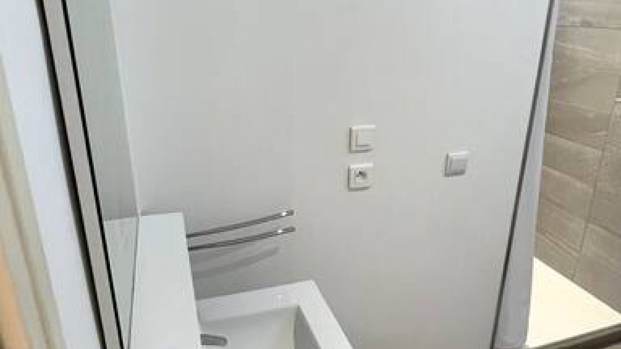 Photo of Bathroom in Arry