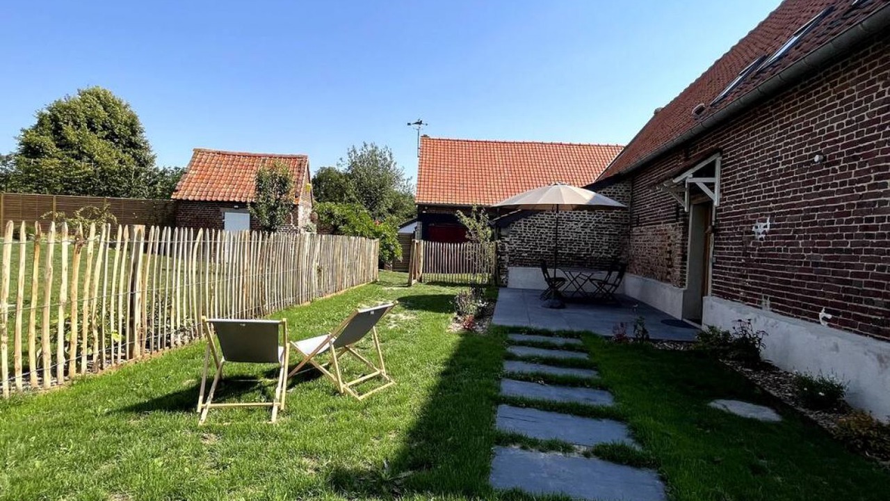 Photo of Outdoor in Arry