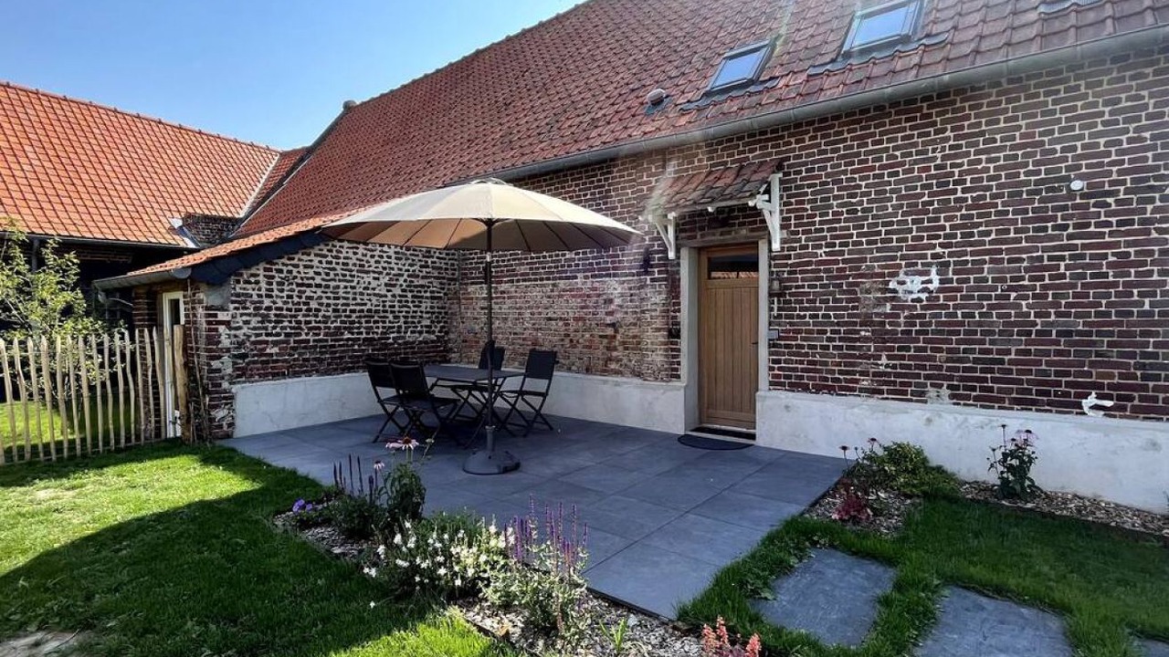 Photo of Outdoor in Arry