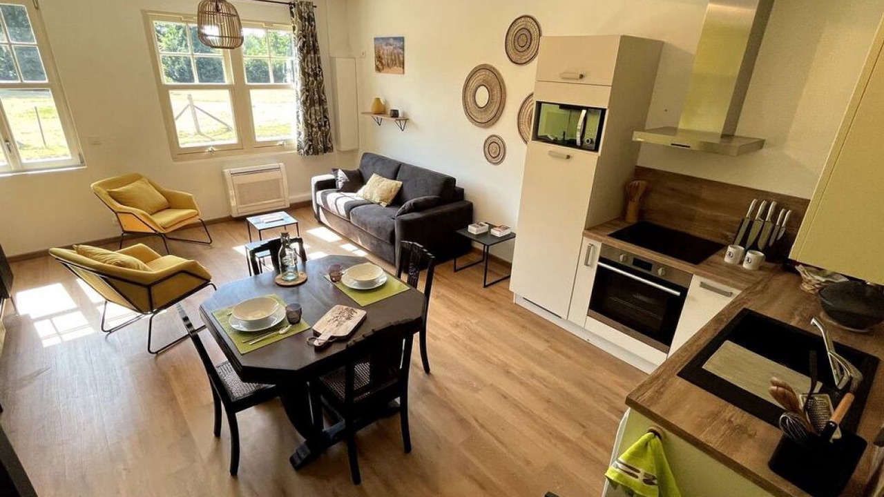 Photo of Livingroom in Arry