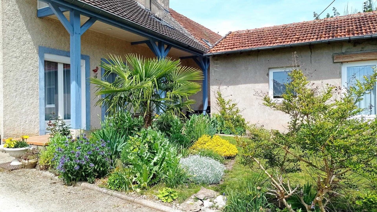 Photo of Outdoor in Ecuelles