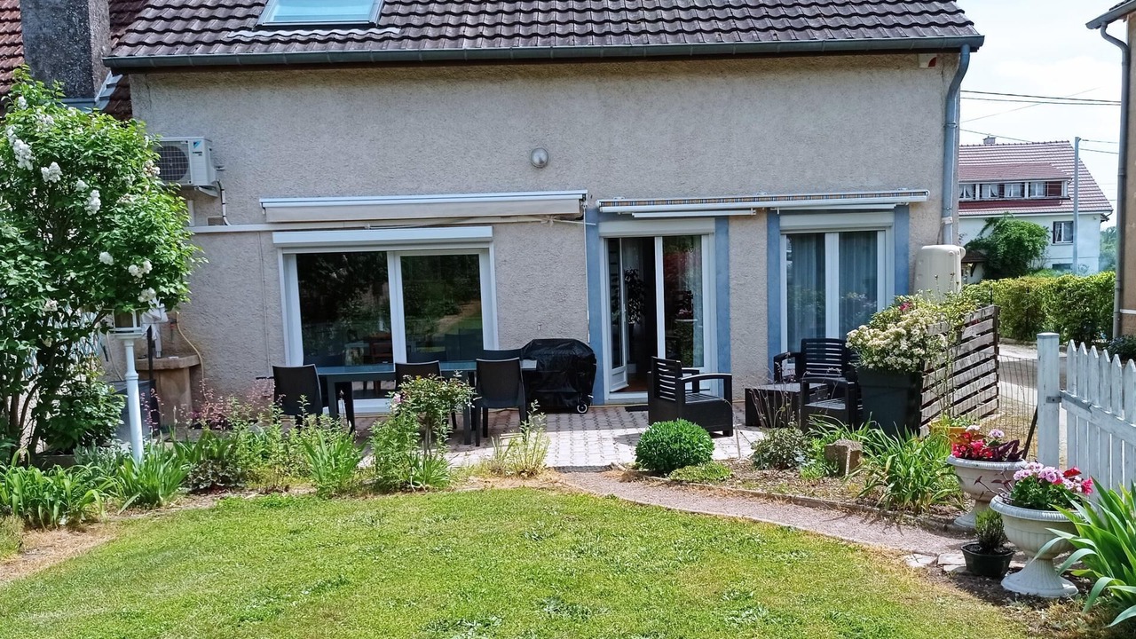 Photo of Outdoor in Ecuelles