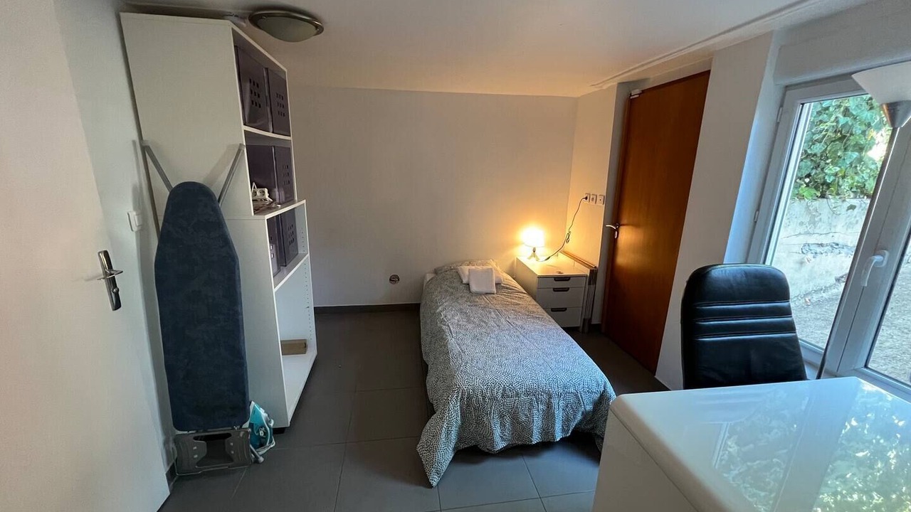 Photo of Bedroom in Plateau - Mont-Valerien