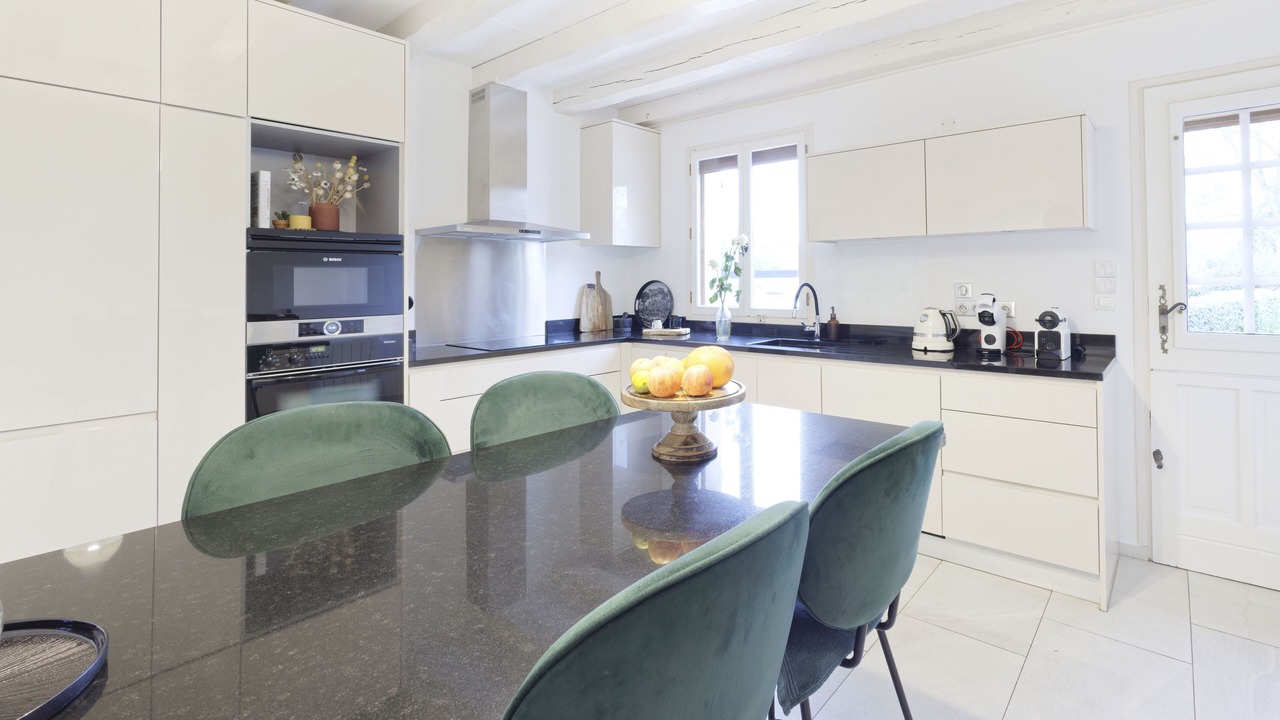 Photo of Kitchen in Neauphle-le-Chateau
