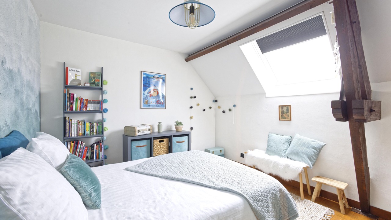 Photo of Bedroom in Neauphle-le-Chateau