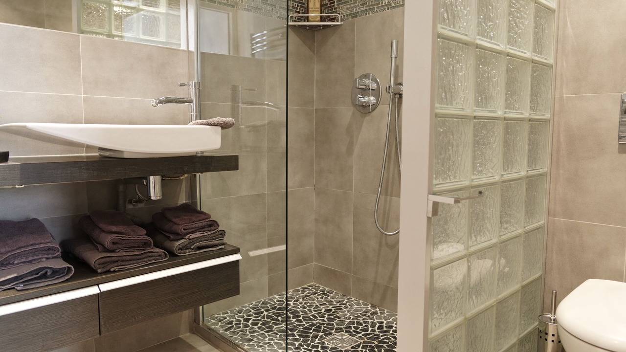 Photo of Bathroom in Paris City Center