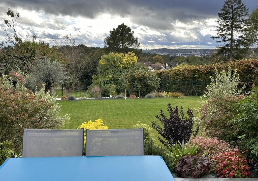Photo of Outdoor in Saint-Prix