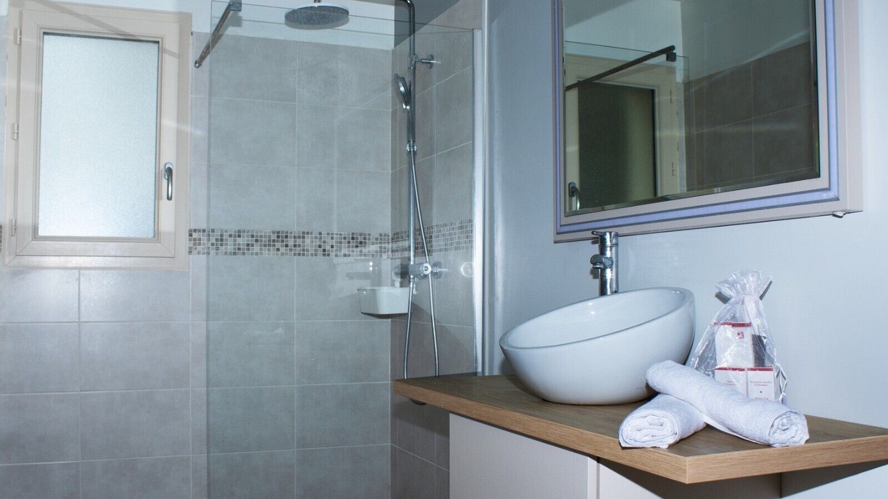 Photo of Bathroom in Marcq