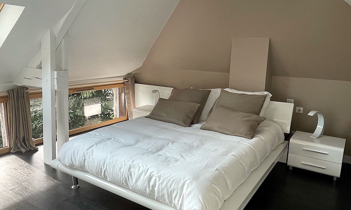 Photo of Bedroom in Isneauville