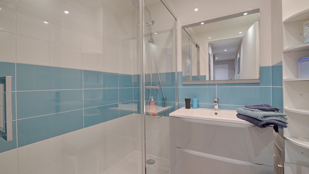 Photo of Bathroom in Mons - Plaine basse