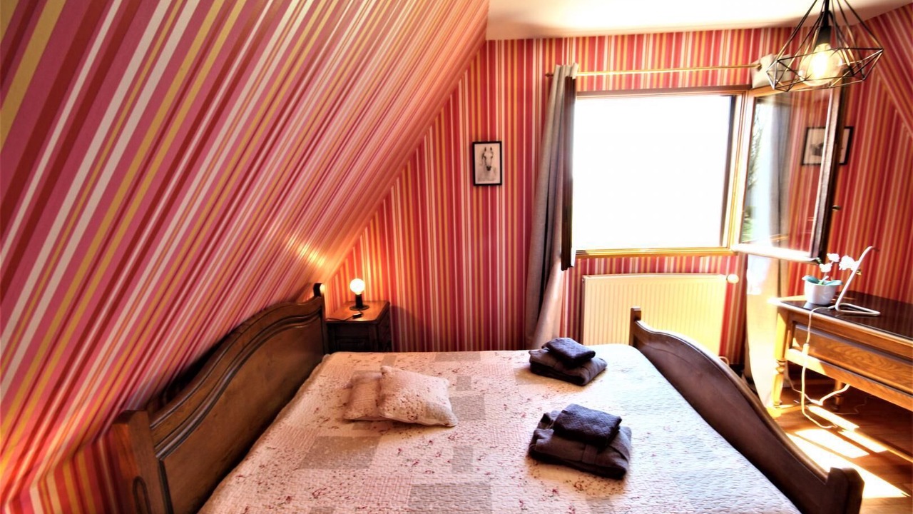 Photo of Bedroom in Claville-Motteville
