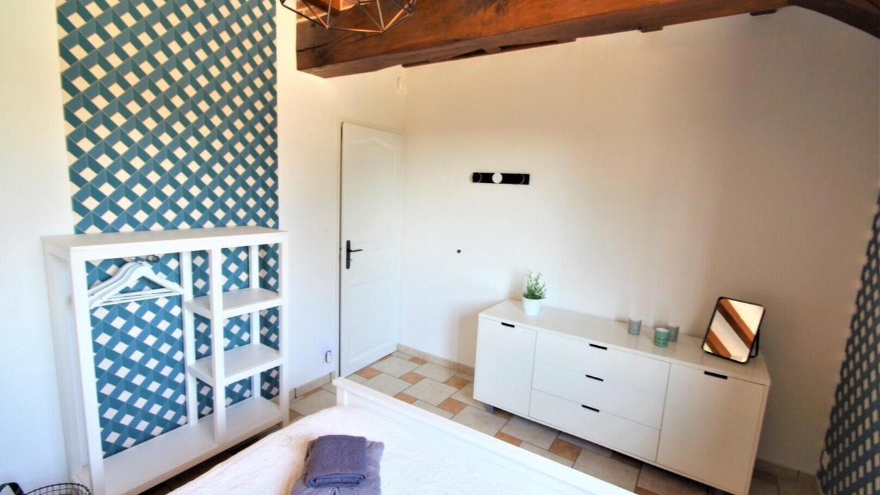 Photo of Bedroom in Claville-Motteville