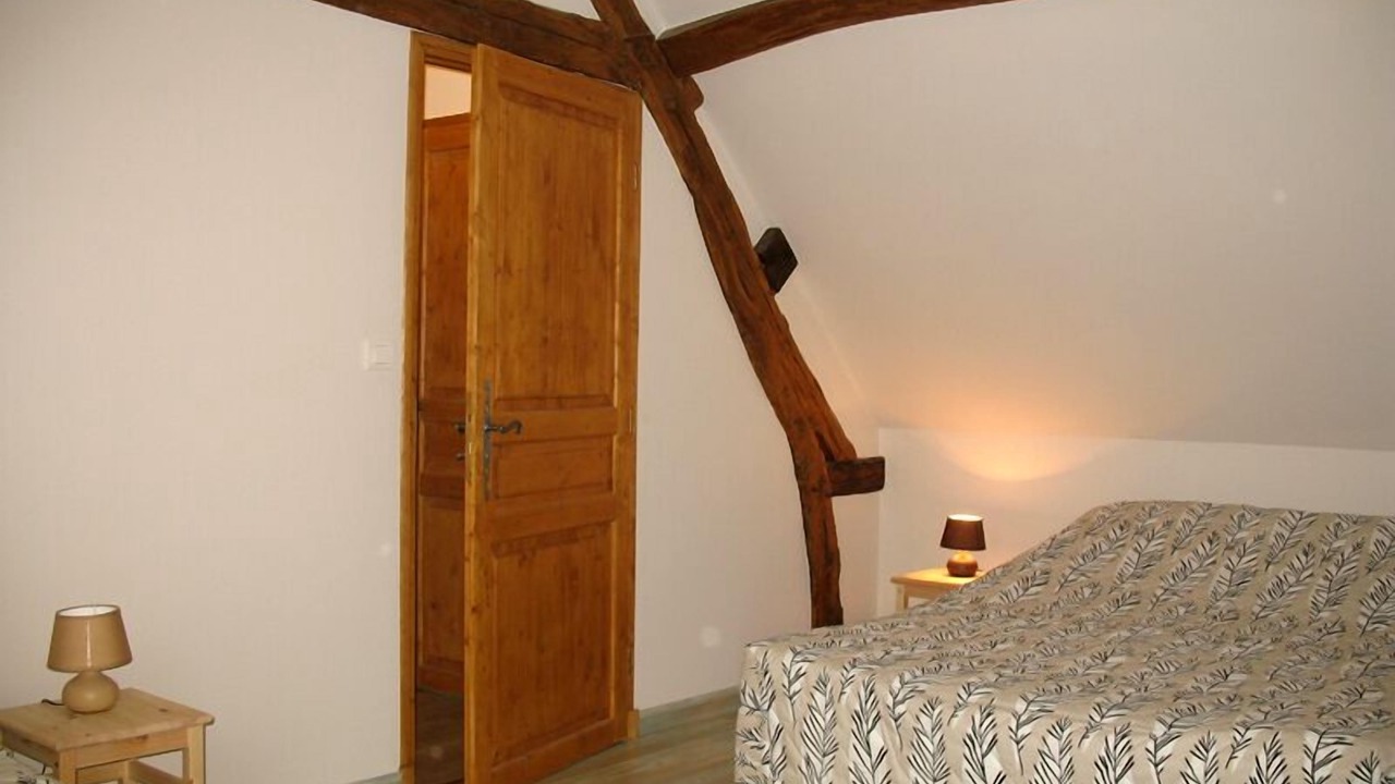 Photo of Bedroom in Saint-Vaast-Dieppedalle