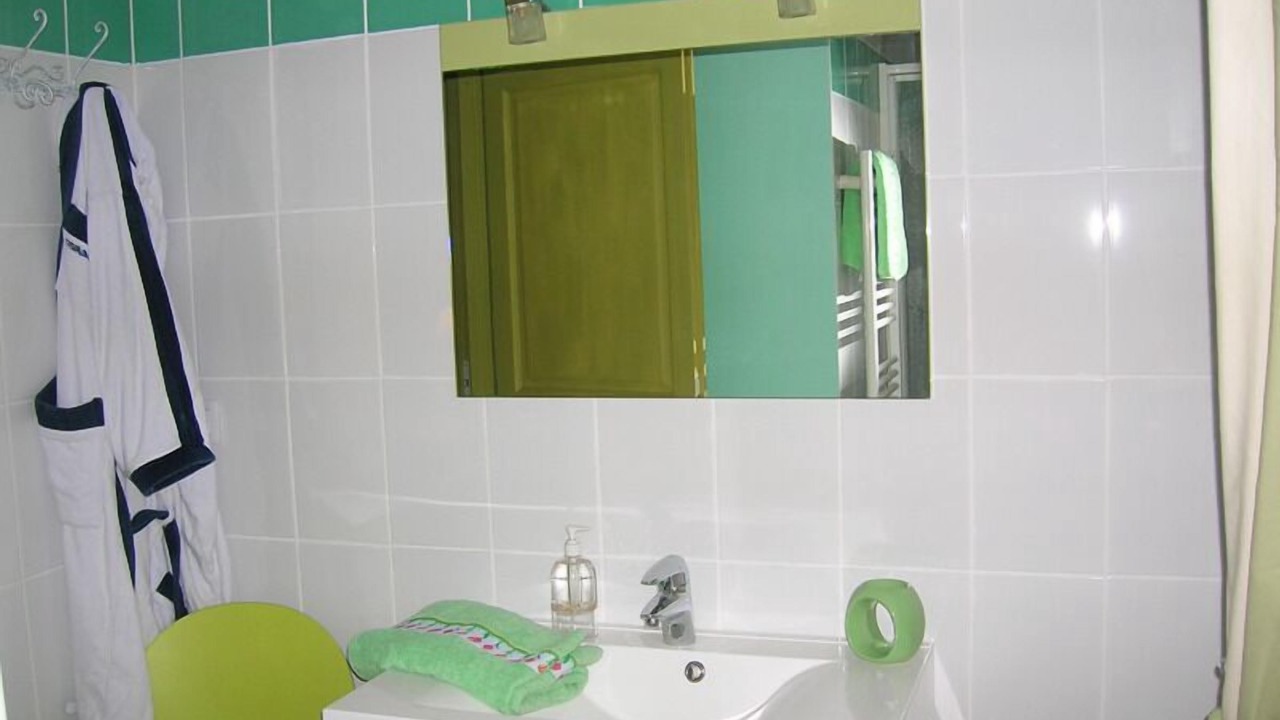 Photo of Bathroom in Saint-Pierre-en-Val