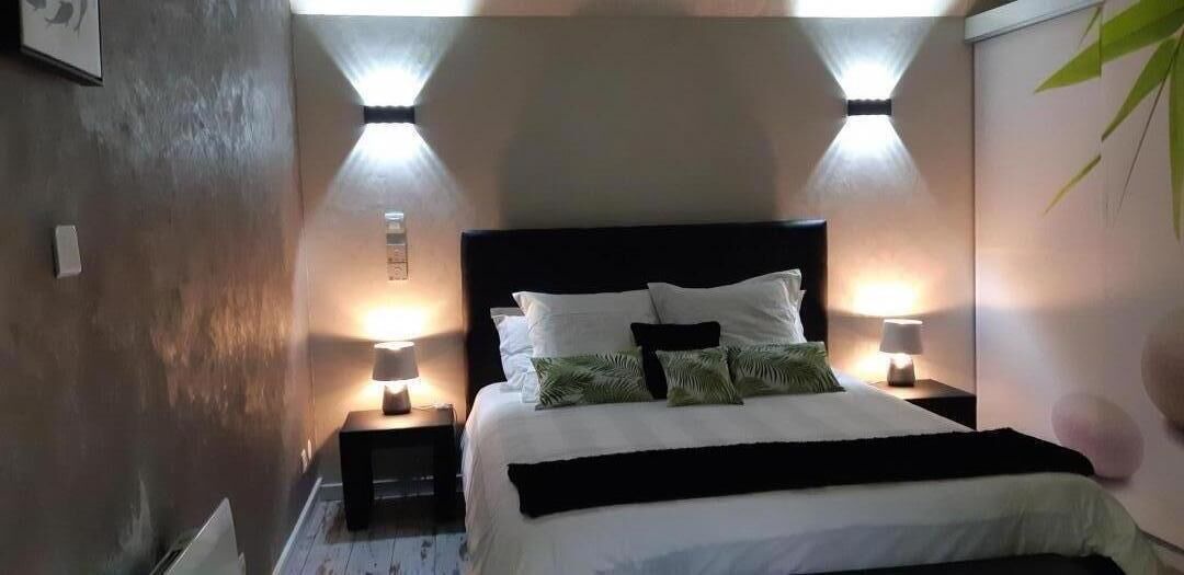 Photo of Bedroom in Saint-Clair-sur-les-Monts