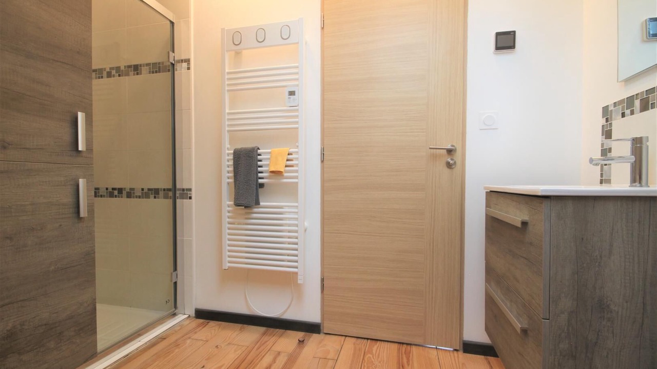 Photo of Bathroom in Saint-Jouin-Bruneval