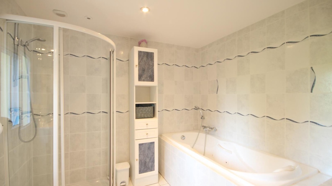 Photo of Bathroom in Blainville-Crevon