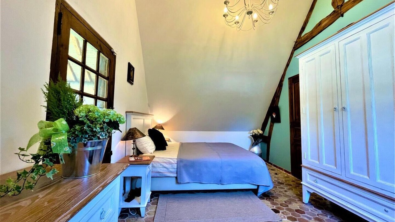 Photo of Bedroom in Isneauville