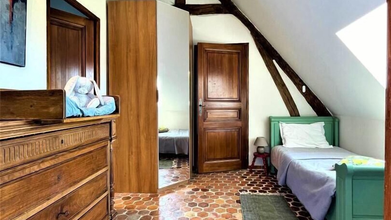 Photo of Bedroom in Isneauville