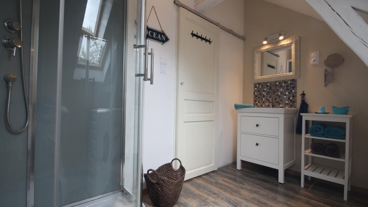 Photo of Bathroom in Saint-Jouin-Bruneval
