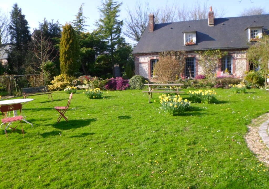 Photo of Outdoor in Riville