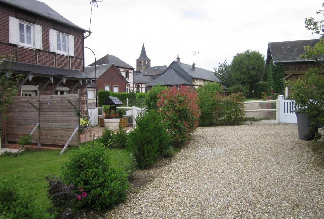 Photo of Outdoor in Isneauville