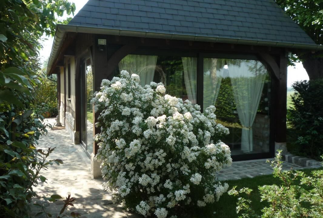 Photo of Outdoor in Notre-Dame-de-Bliquetuit
