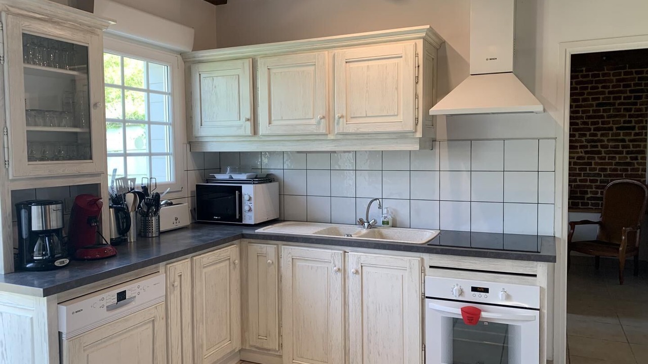 Photo of Kitchen in Saint-Vaast-Dieppedalle