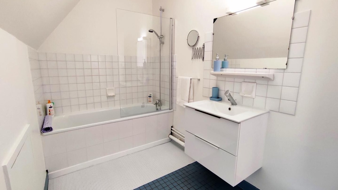 Photo of Bathroom in Saint-Valery-en-Caux