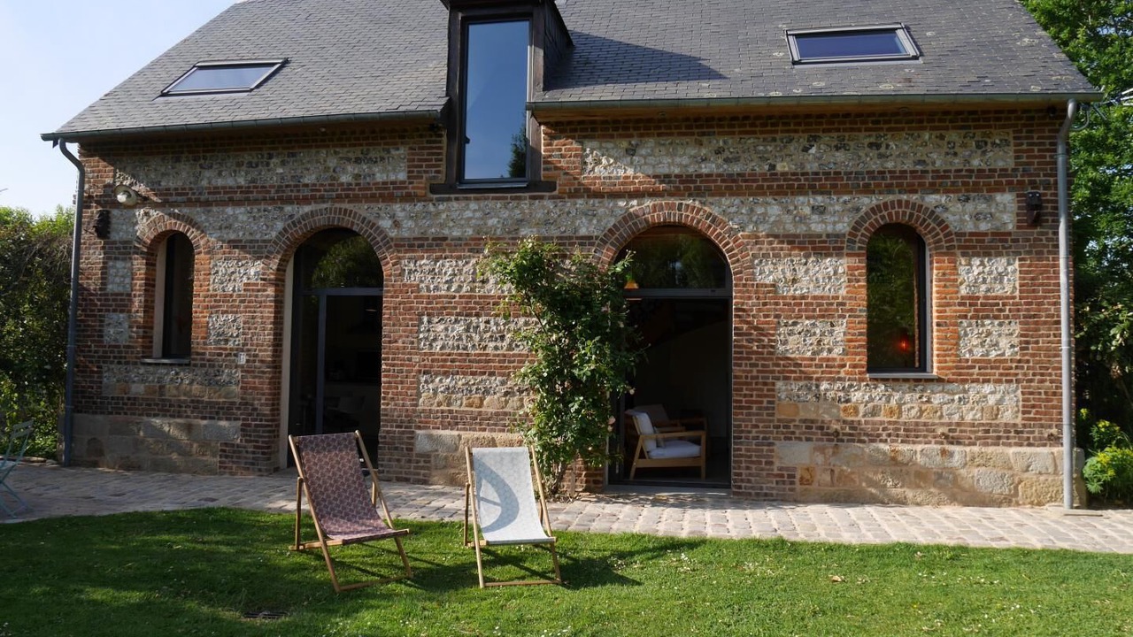 Photo of Outdoor in Riville