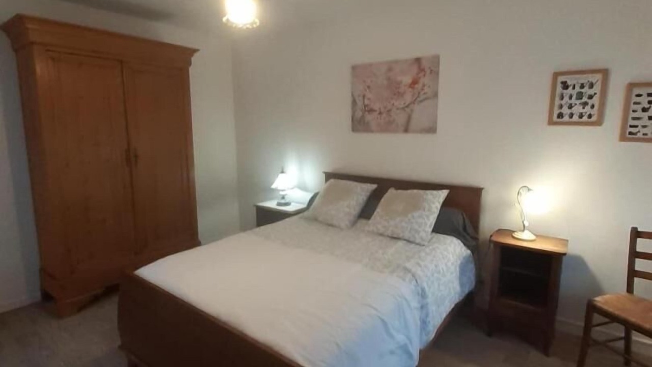 Photo of Bedroom in Saint-Martin-aux-Buneaux