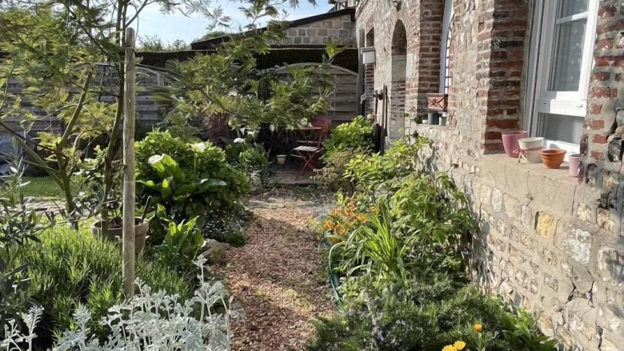 Photo of Outdoor in Saint-Martin-aux-Buneaux