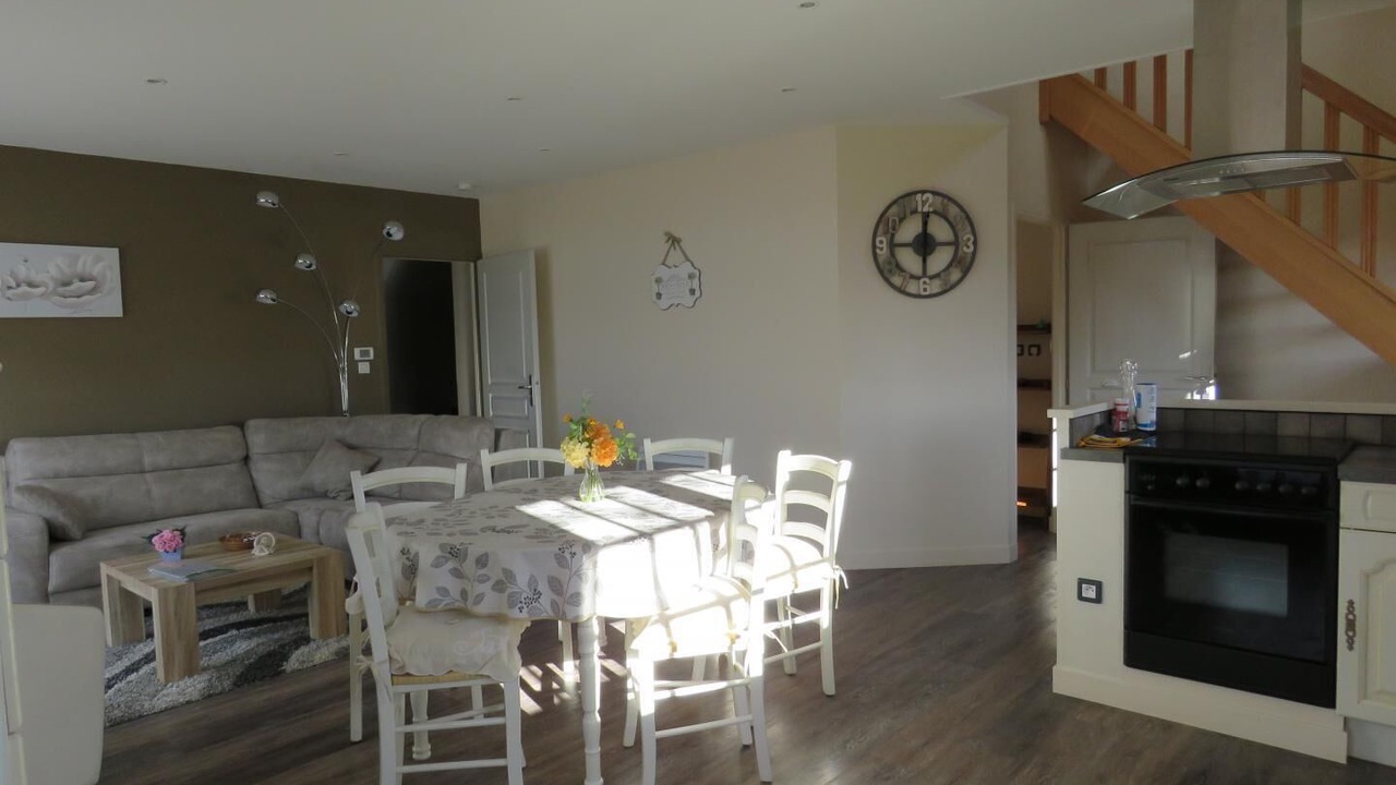 Photo of Livingroom in Arelaune-en-Seine