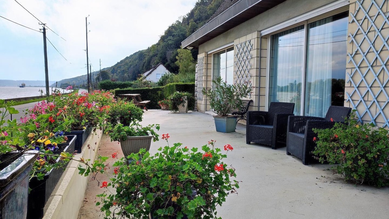 Photo of Patio Balcony in Le Mesnil-sous-Jumieges