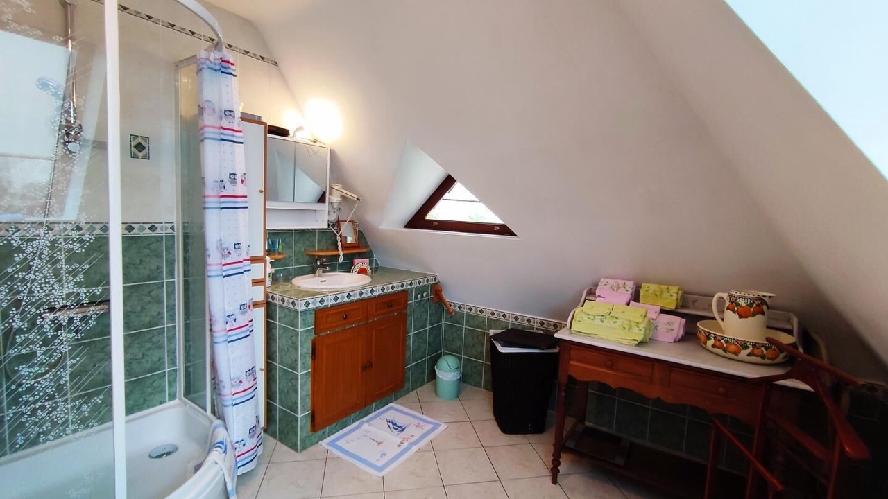 Photo of Bathroom in Le Mesnil-sous-Jumieges