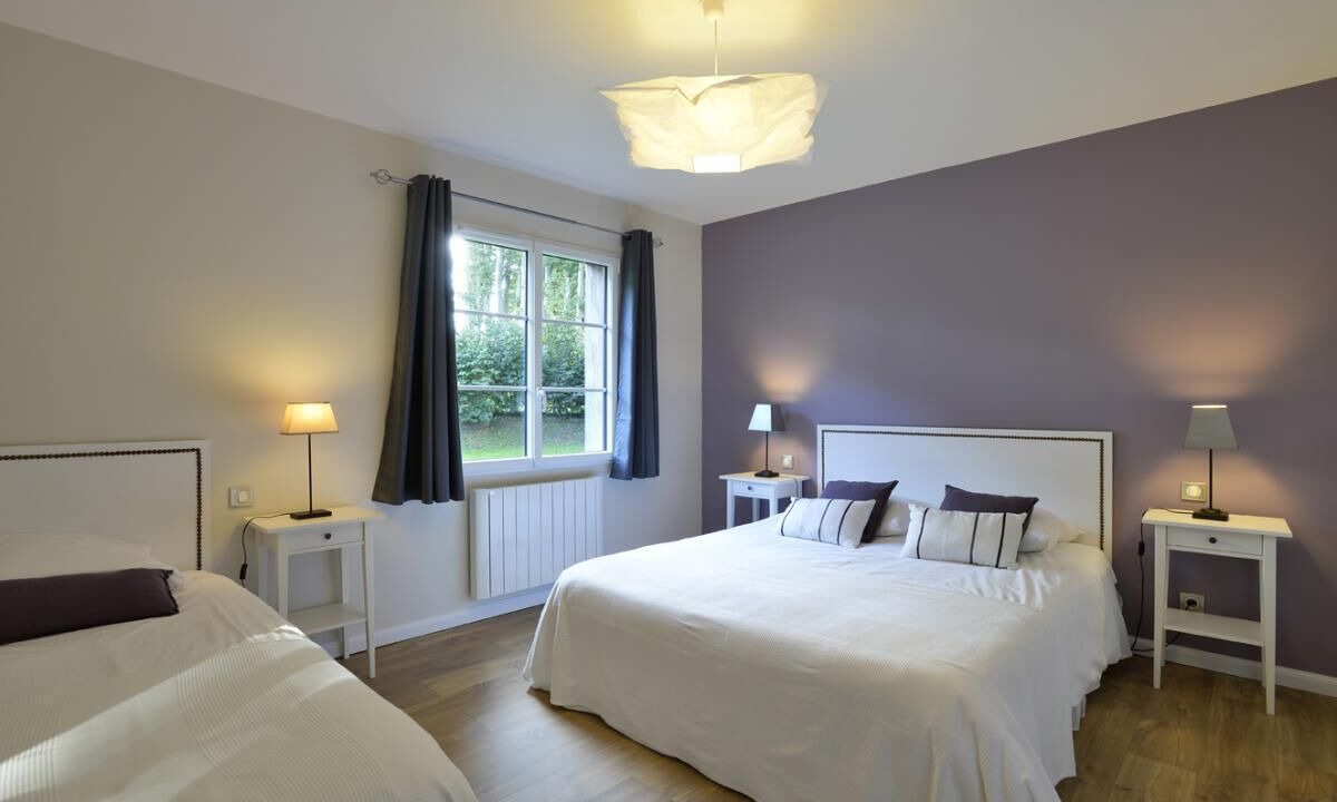 Photo of Bedroom in Houdetot