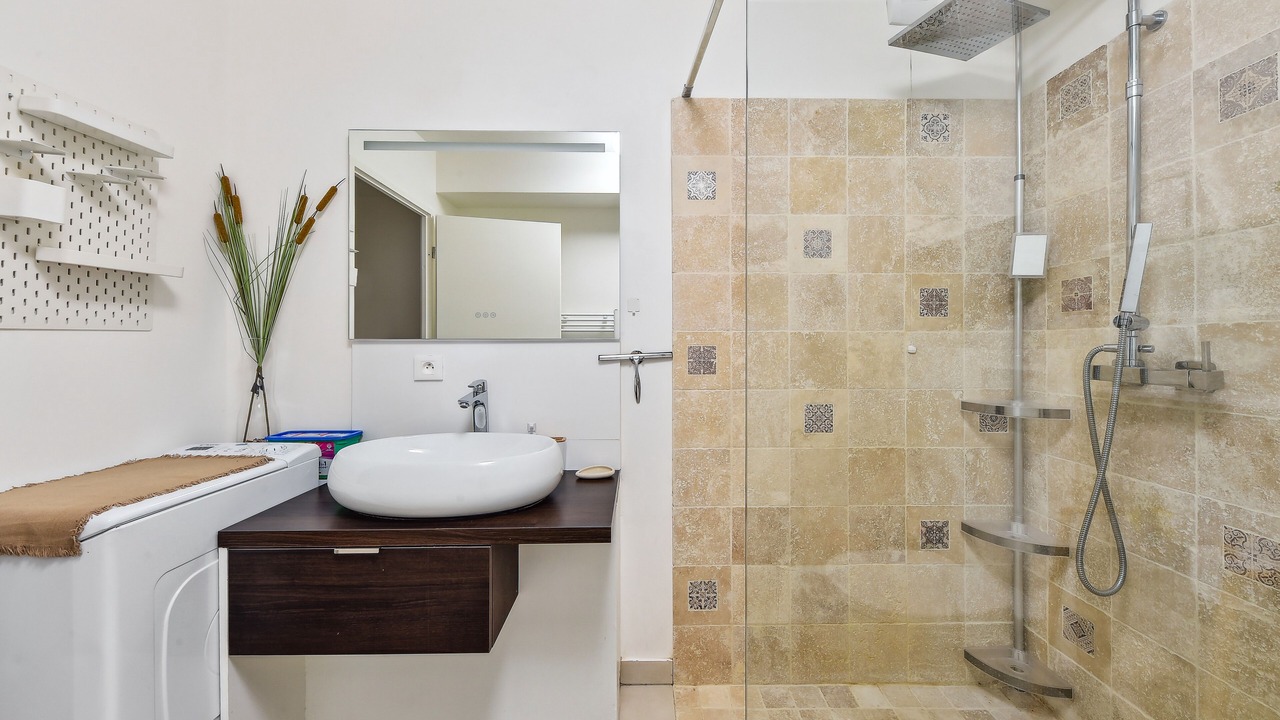 Photo of Bathroom in Bezons