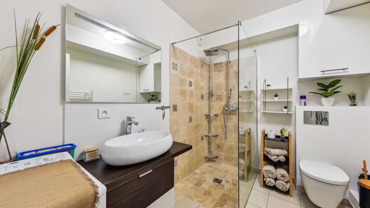 Photo of Bathroom in Bezons