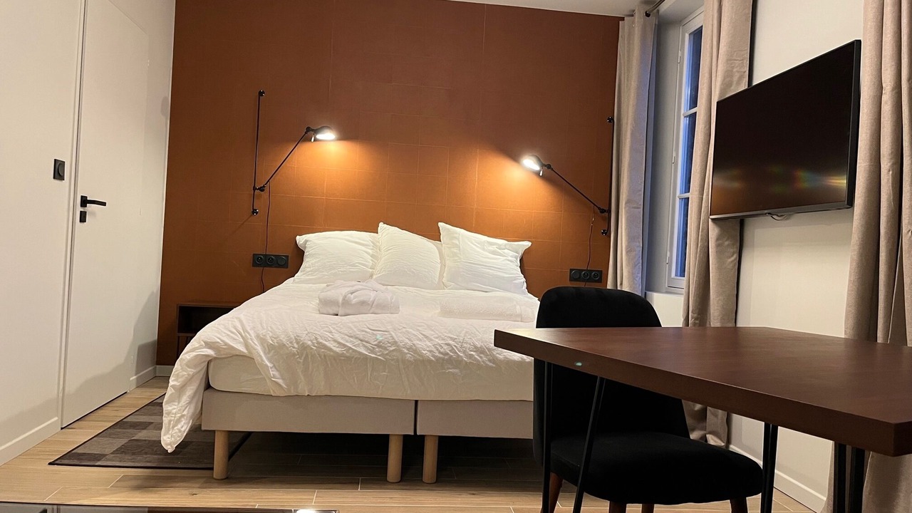 Photo of Bedroom in Villers-Cotterets