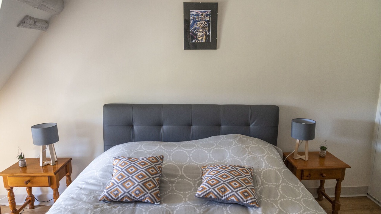 Photo of Bedroom in Asquins