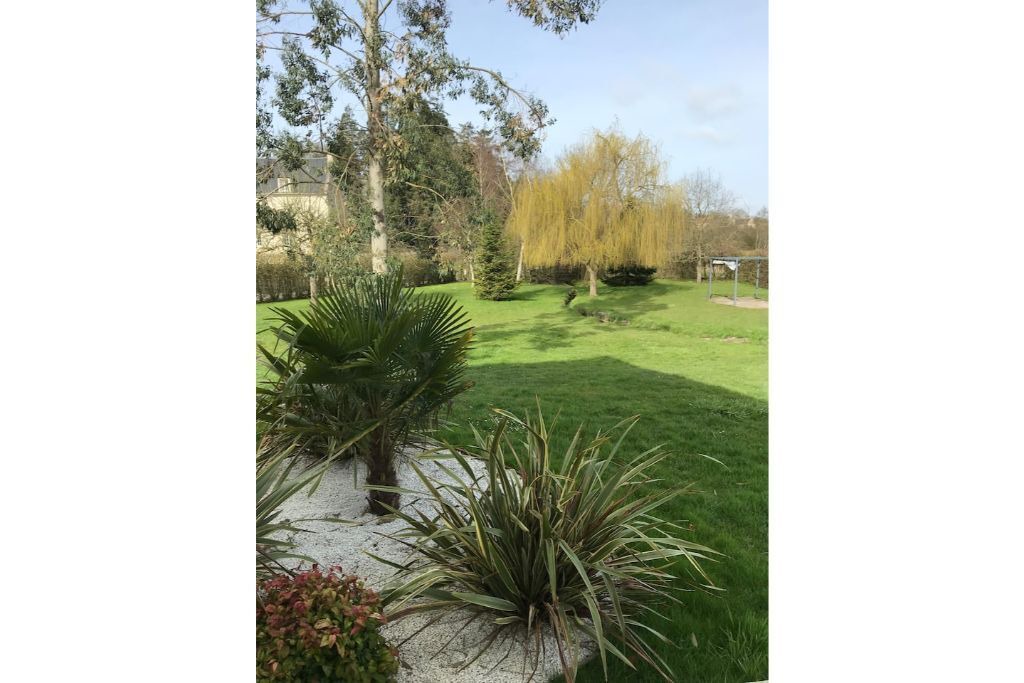 Photo of Outdoor in Ussy