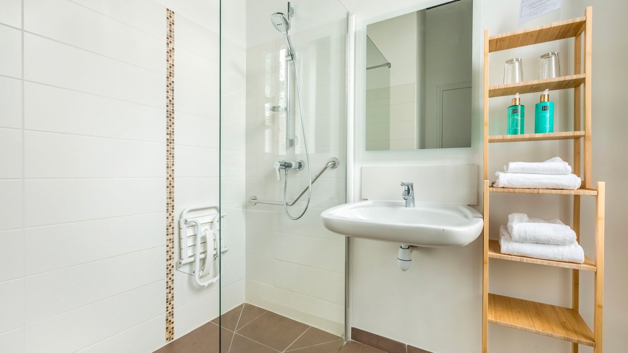 Photo of Bathroom in Saint-Maurice Pellevoisin