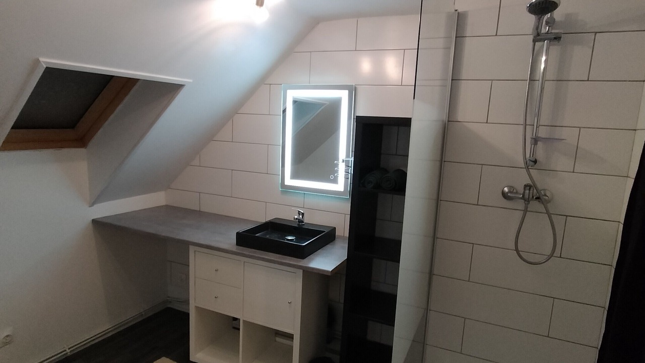 Photo of Bathroom in Bohain-en-Vermandois